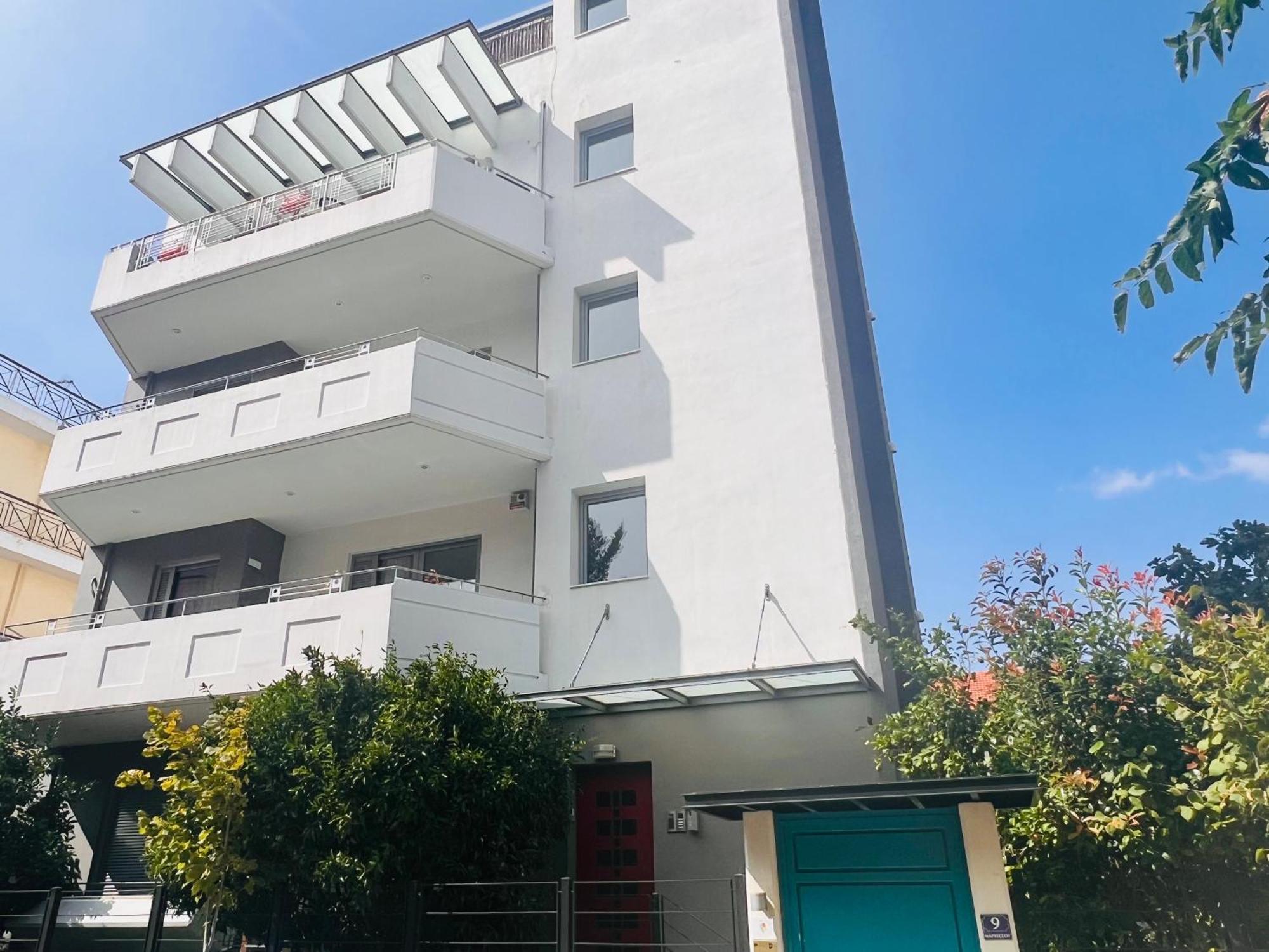 Green Apartment Near Marousi Hospitals & Oaka, By Promoshomes Maroussi Екстер'єр фото